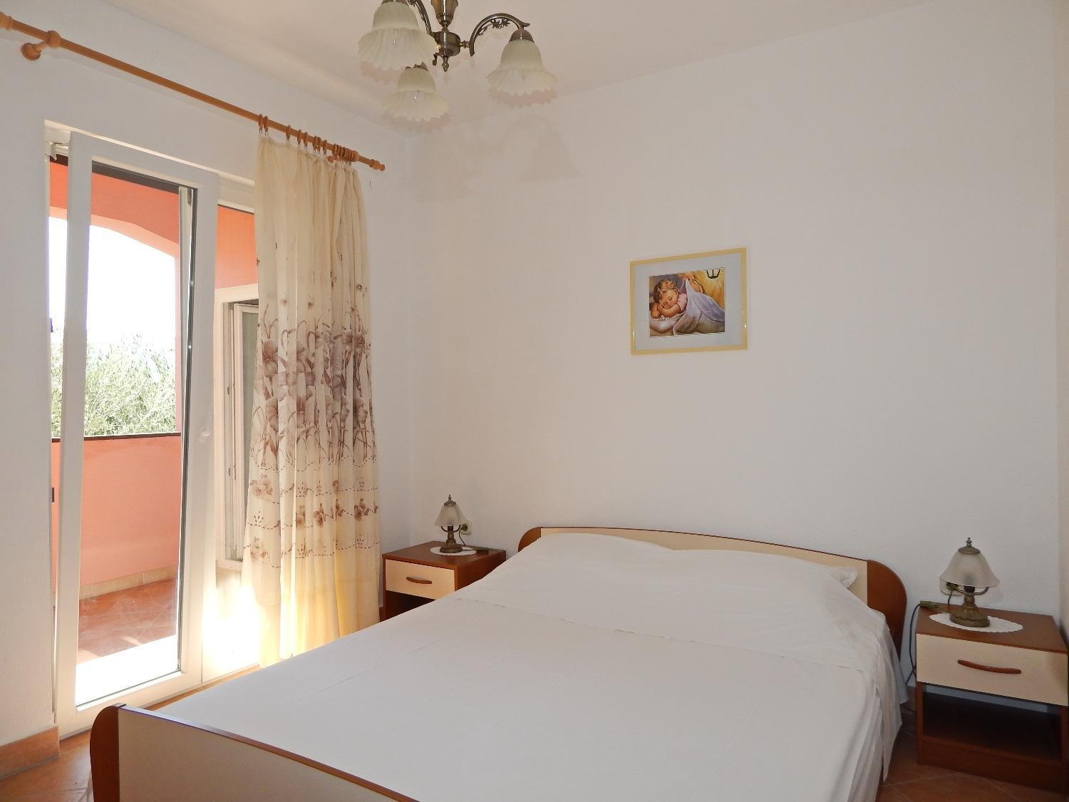 Apartments Luce - Family Friendly & Parking Pag Town Exterior photo