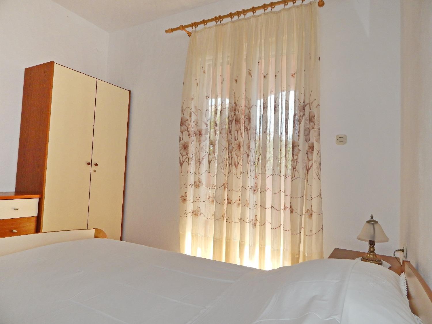 Apartments Luce - Family Friendly & Parking Pag Town Exterior photo